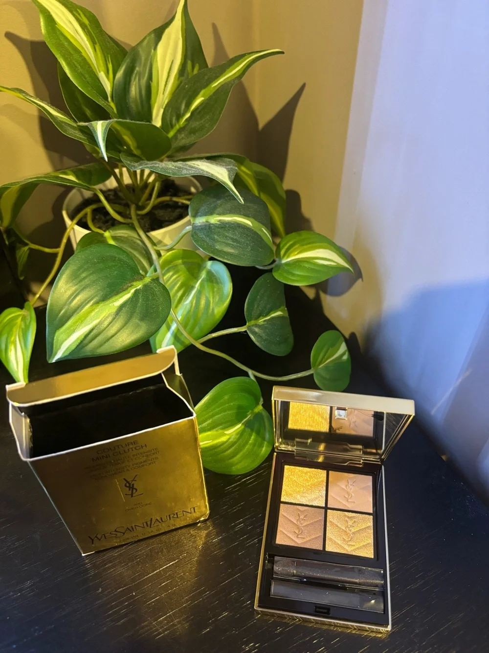 $69 Yves Saint Laurent Couture Mini Eyeshadow Clutch | Shade 800 over dore